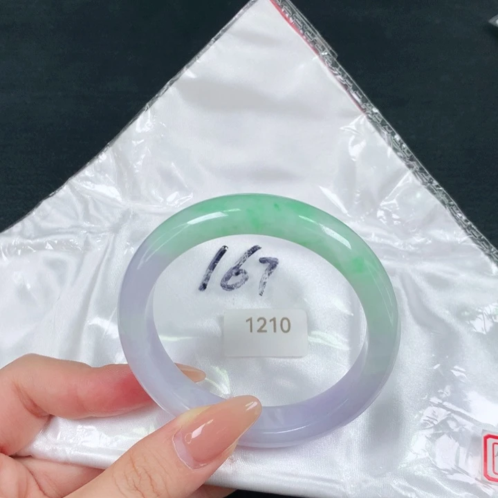 翡翠手镯未镶嵌天然翡翠手镯04