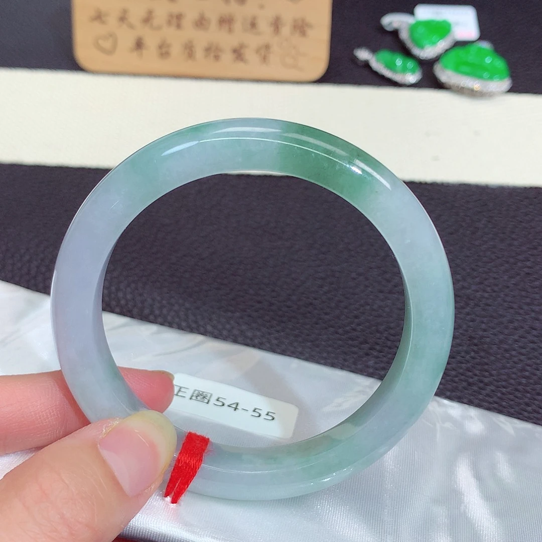 未镶嵌手镯翡翠280