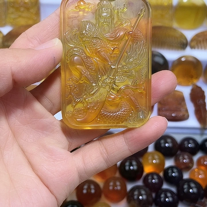 琥珀未镶嵌吊坠(不含链)天然缅甸琥珀金珀关公牌