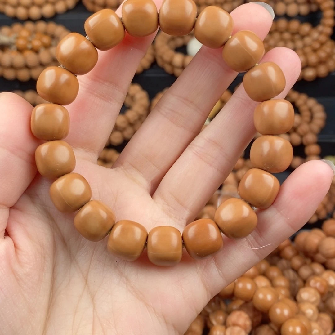 猴头核桃手串二等方糖