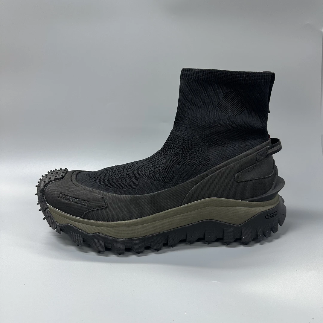 MONCLER/蒙口 mo015 黑色休闲靴 时尚潮流