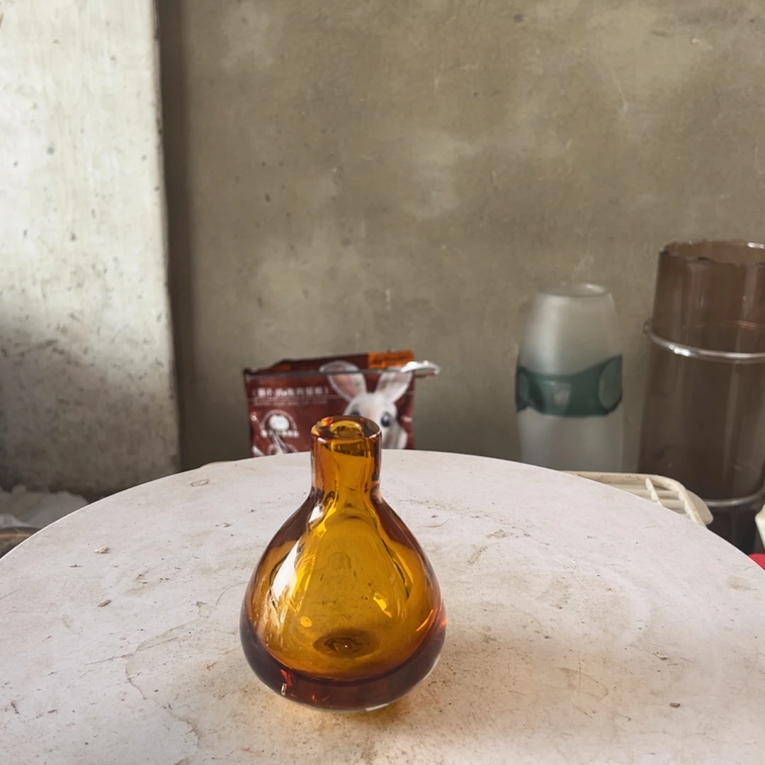 弘扬琉璃花器微瑕高度10