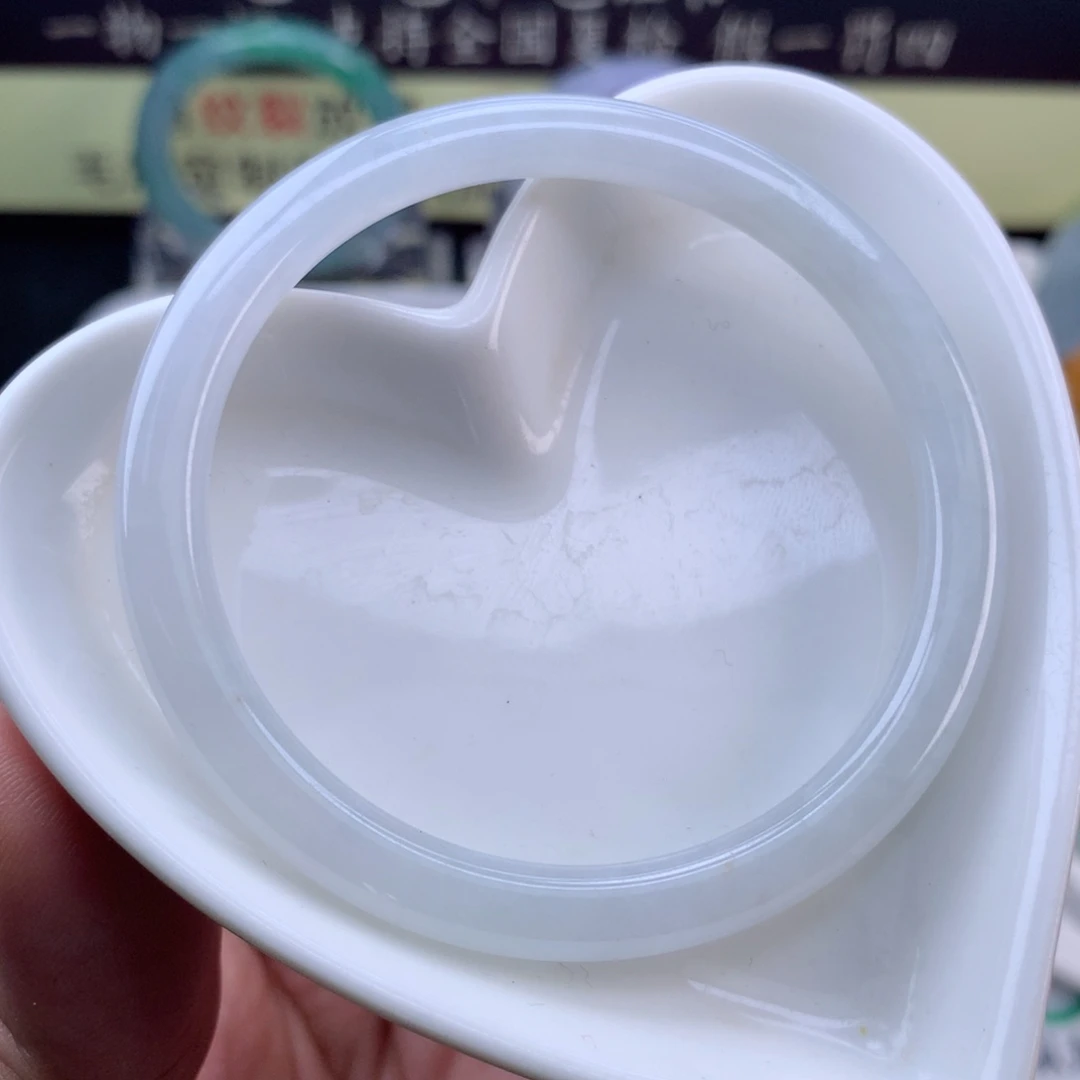 【闪购商品】未镶嵌定制翡翠55、56圆条