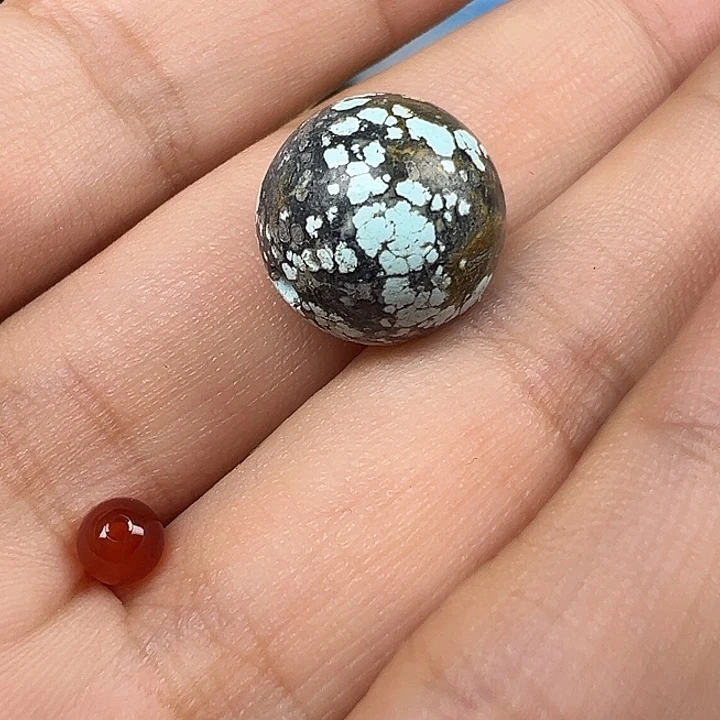 南红玛瑙未镶嵌配饰12瑕疵