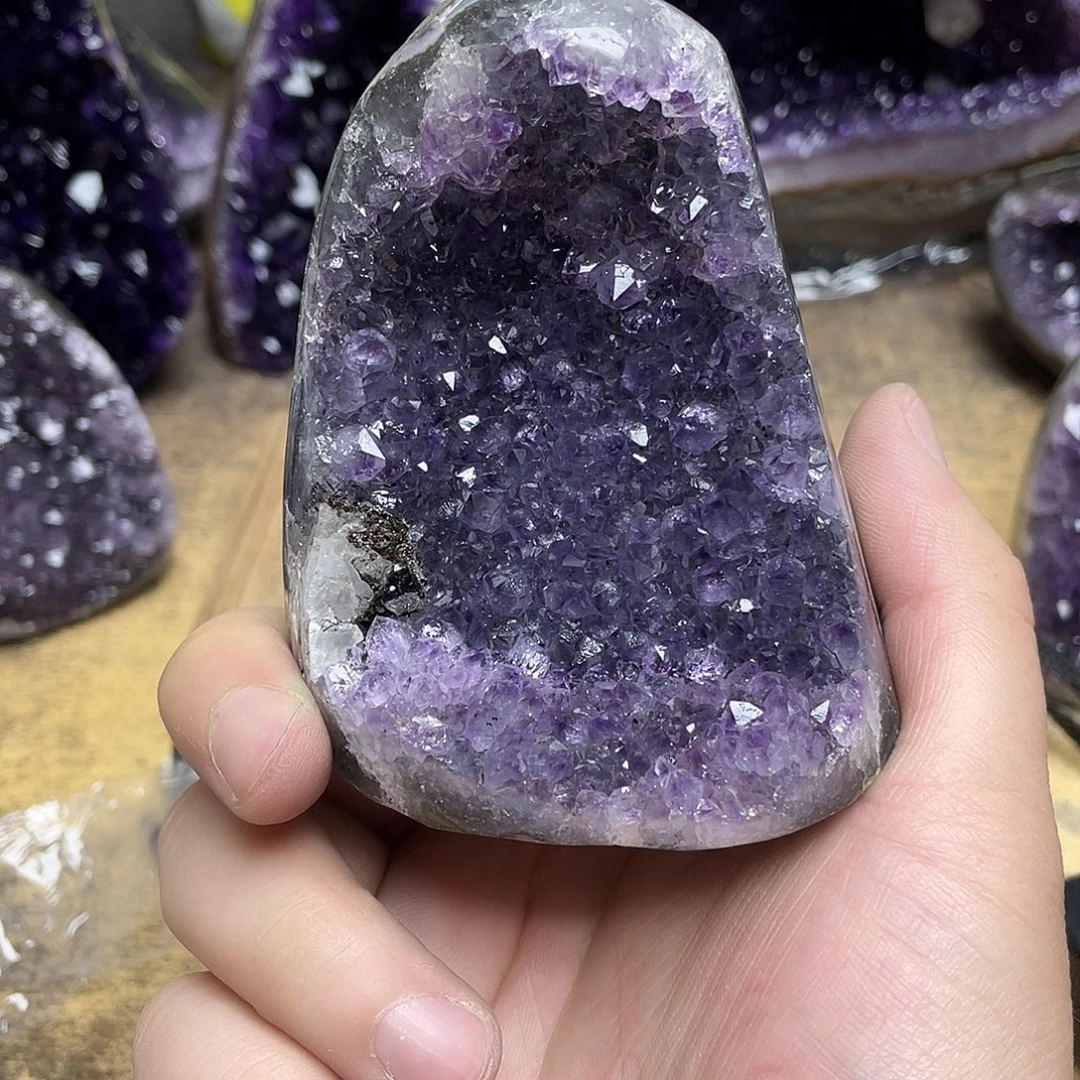 大型摆件（非配饰）紫晶未镶嵌