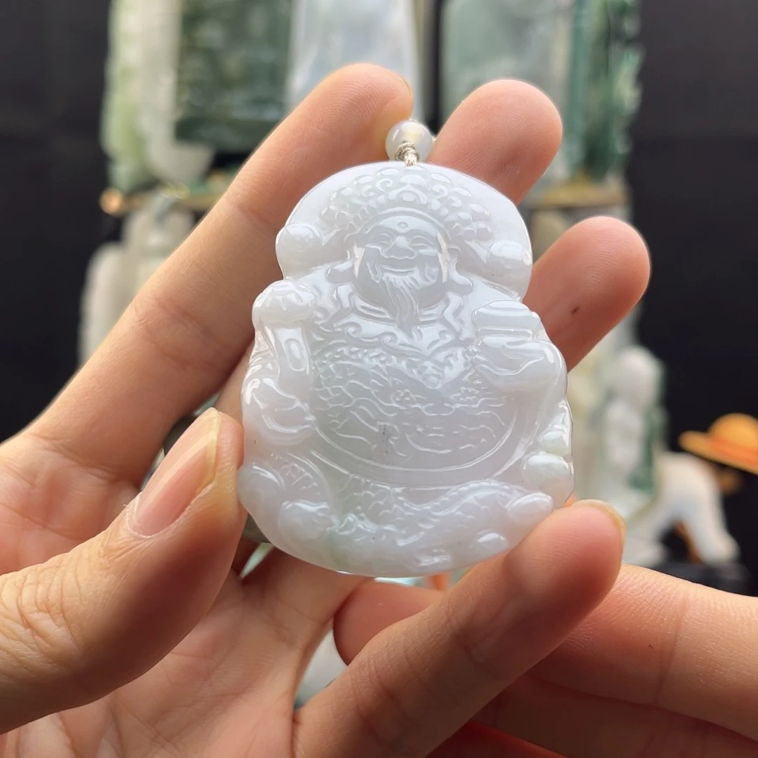 翡翠未镶嵌颈饰财爷爷