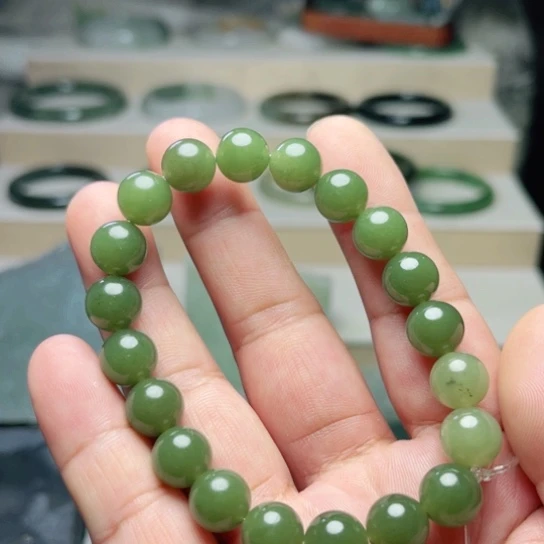 暴***丽手链未镶嵌和田玉