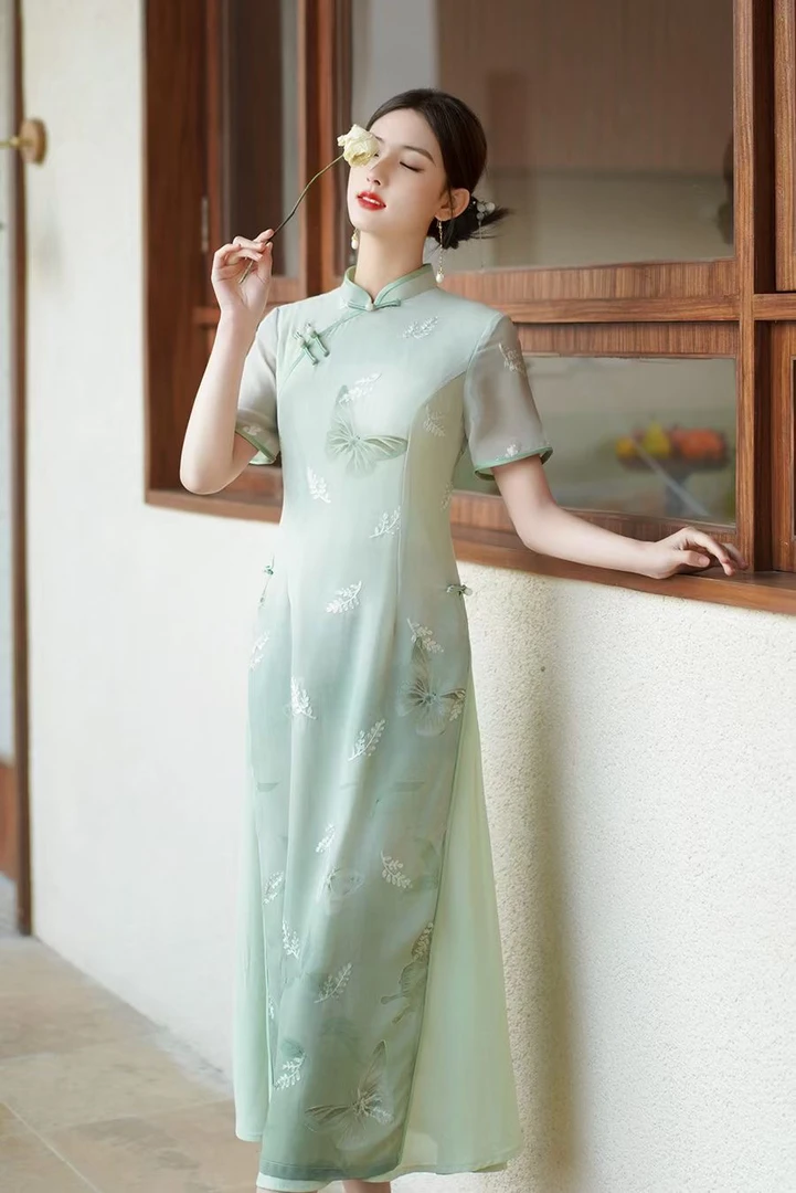 奥黛蝴蝶旗袍2025新款改良年轻款修身显瘦夏季旗袍裙