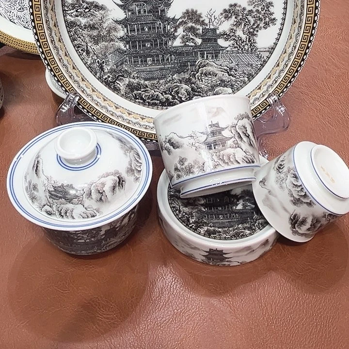 摆件景德镇陶瓷研究所工作的哟