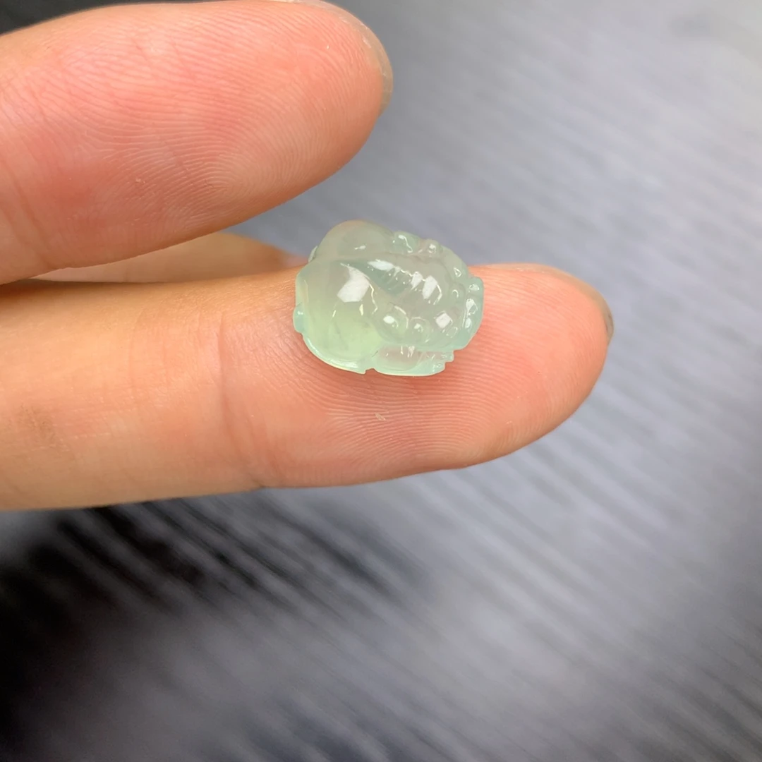 翡翠裸石翡翠貔貅