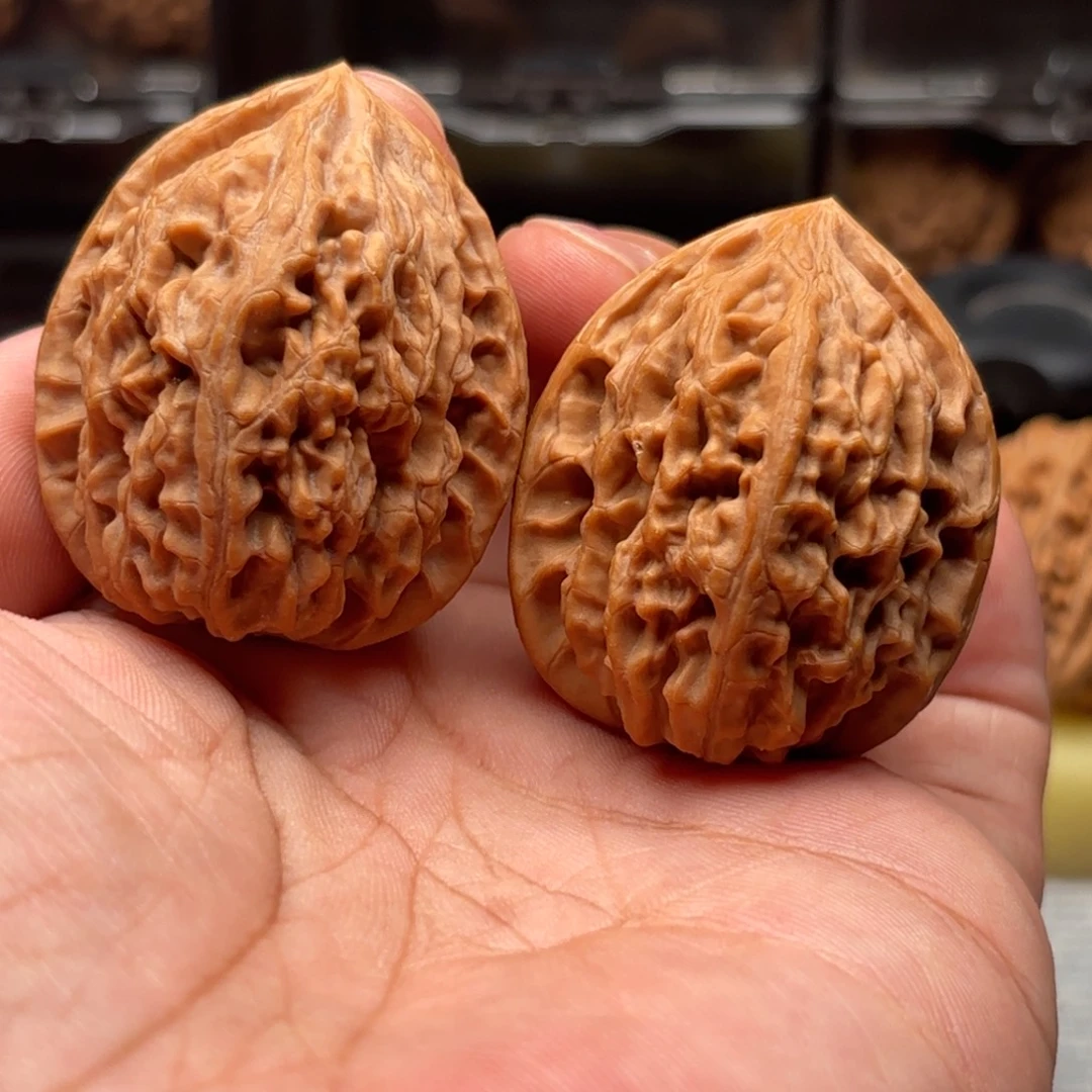 文玩核桃把件鸡心