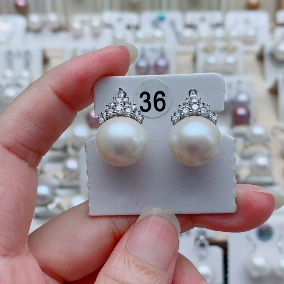 蓝***喵银S925镶嵌淡水珍珠耳饰12.8mm