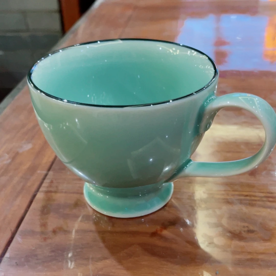 青瓷哈哈哈哈哈哈哈哈