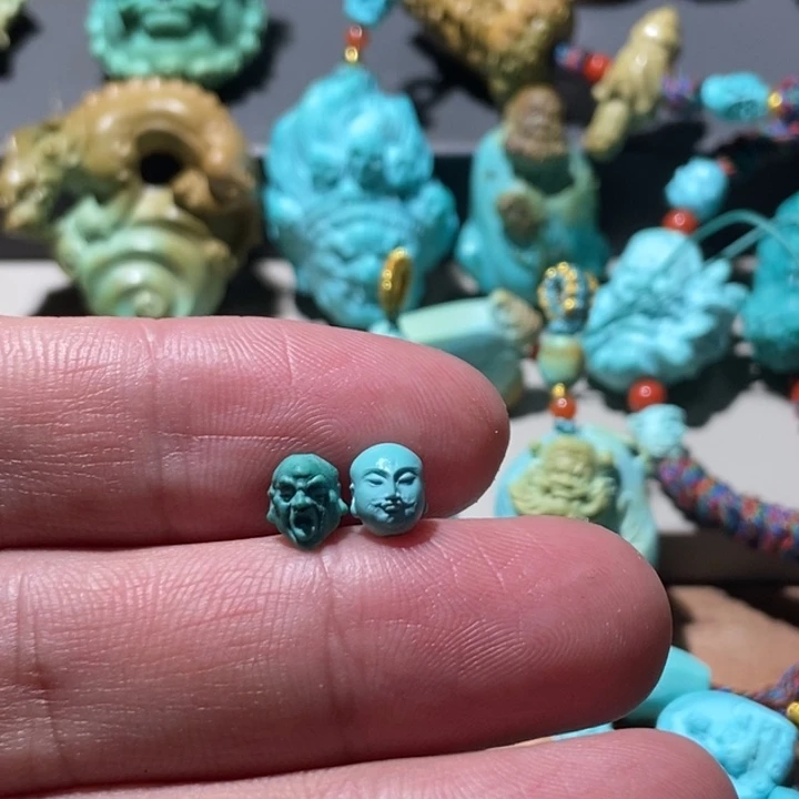 绿松石未镶嵌颈饰