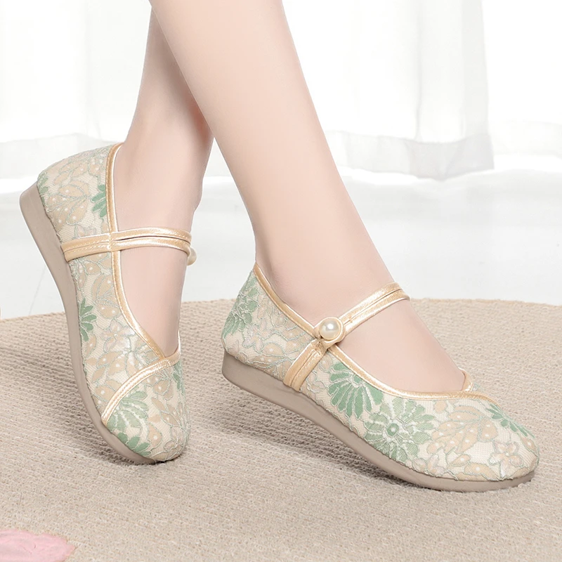 老北京布鞋女单春秋布鞋平底百搭休闲布鞋中老年防滑软底妈妈鞋