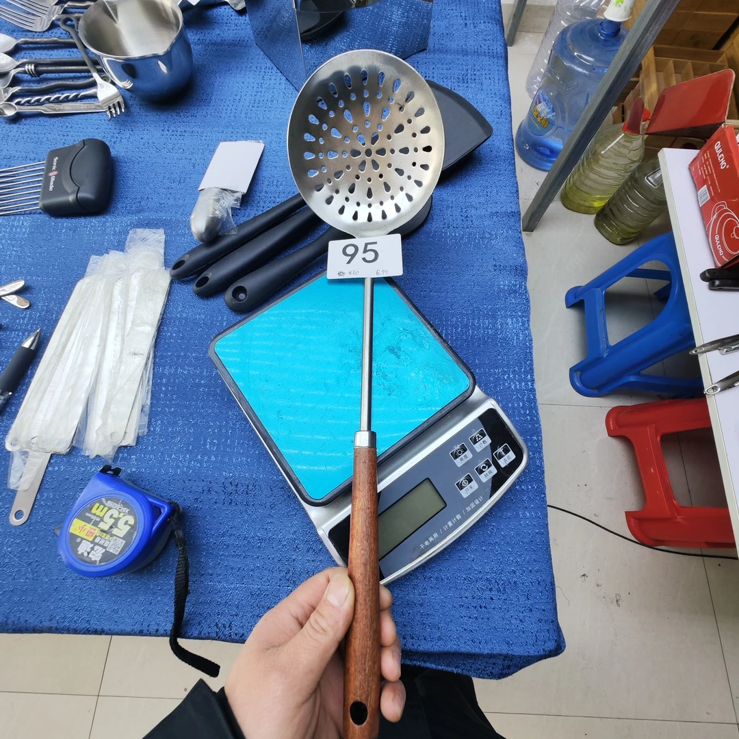 （95）微瑕1支长40厘米长柄大捞勺胡桃木手柄捞饺子混沌