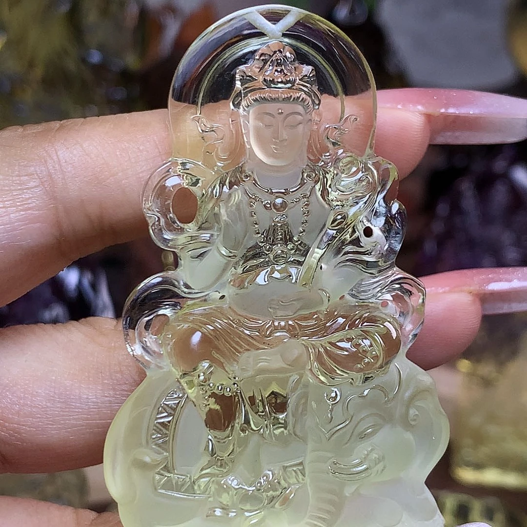 迷***。颈饰水晶未镶嵌天然