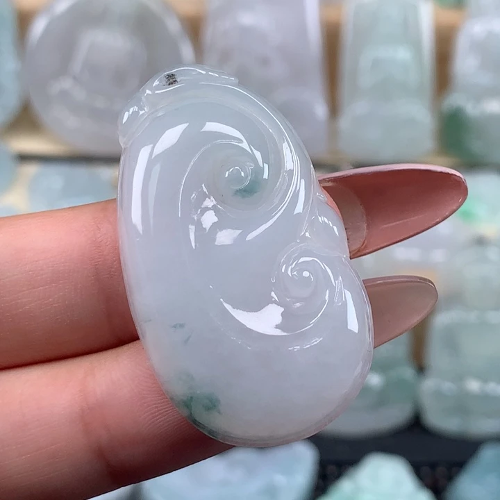 颈饰未镶嵌翡翠如意
