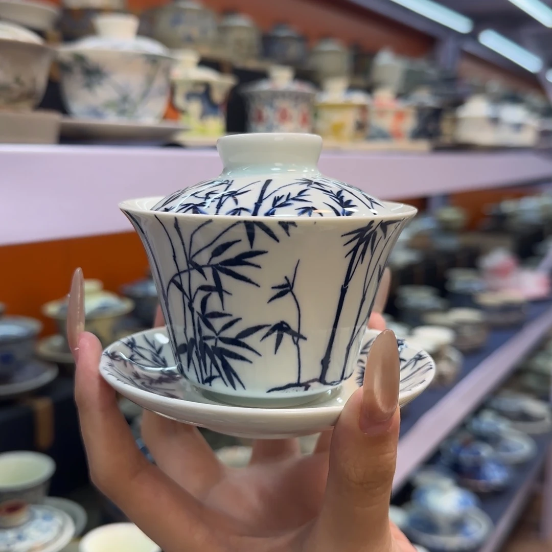 我在外面吃饭呢你在哪了