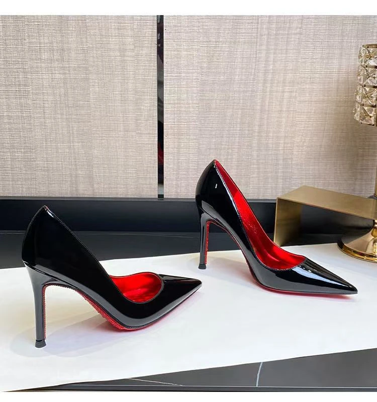 c 四季冬款漆皮黑色细跟尖头裸色性感跟鞋女性感御姐女神钻底单鞋