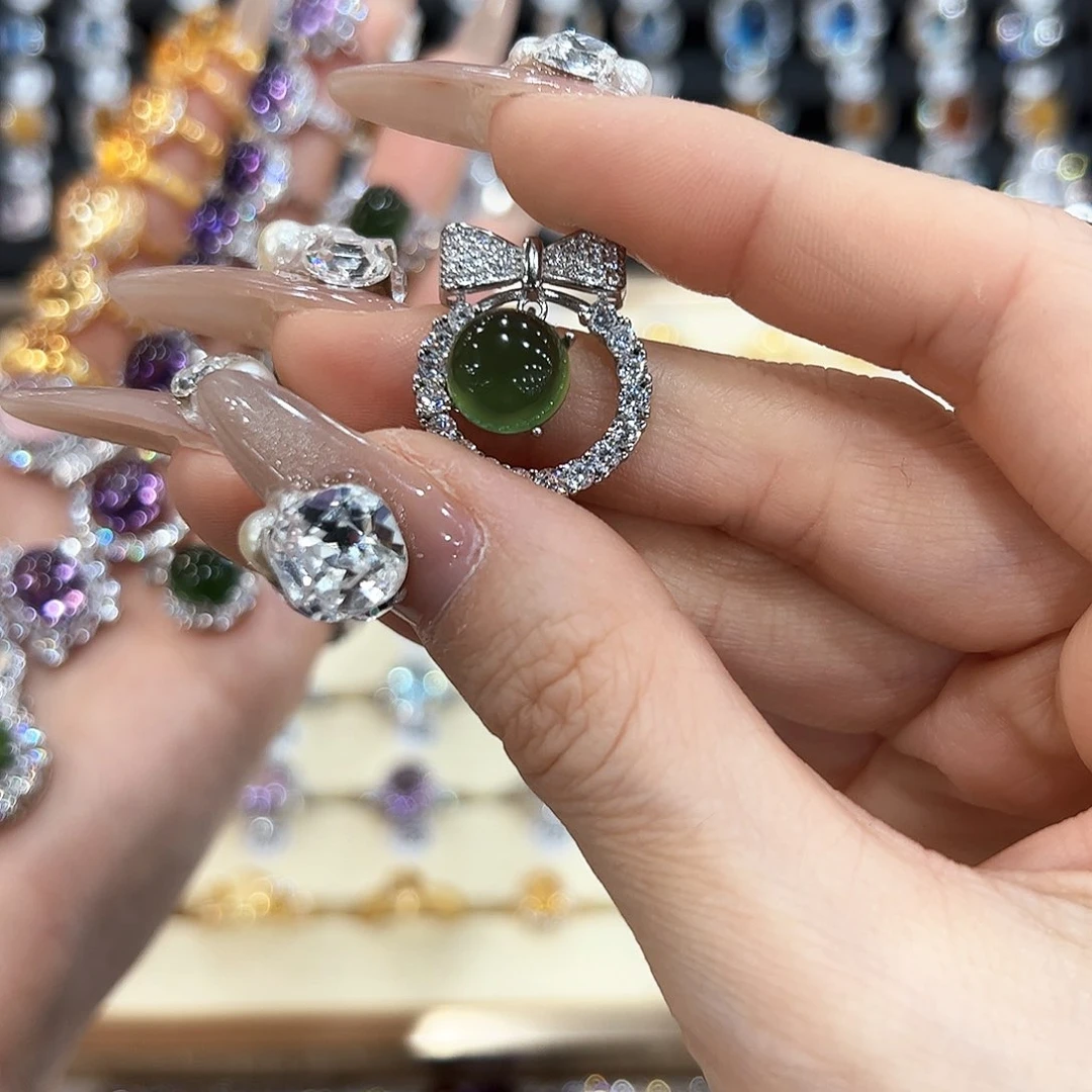 水晶金色拖不保色介意慎拍银托不掉色银S925镶嵌无***?