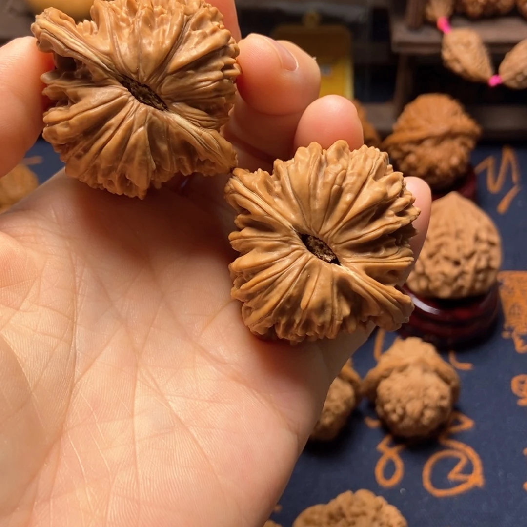 文玩核桃把件全品四座楼尺寸46
