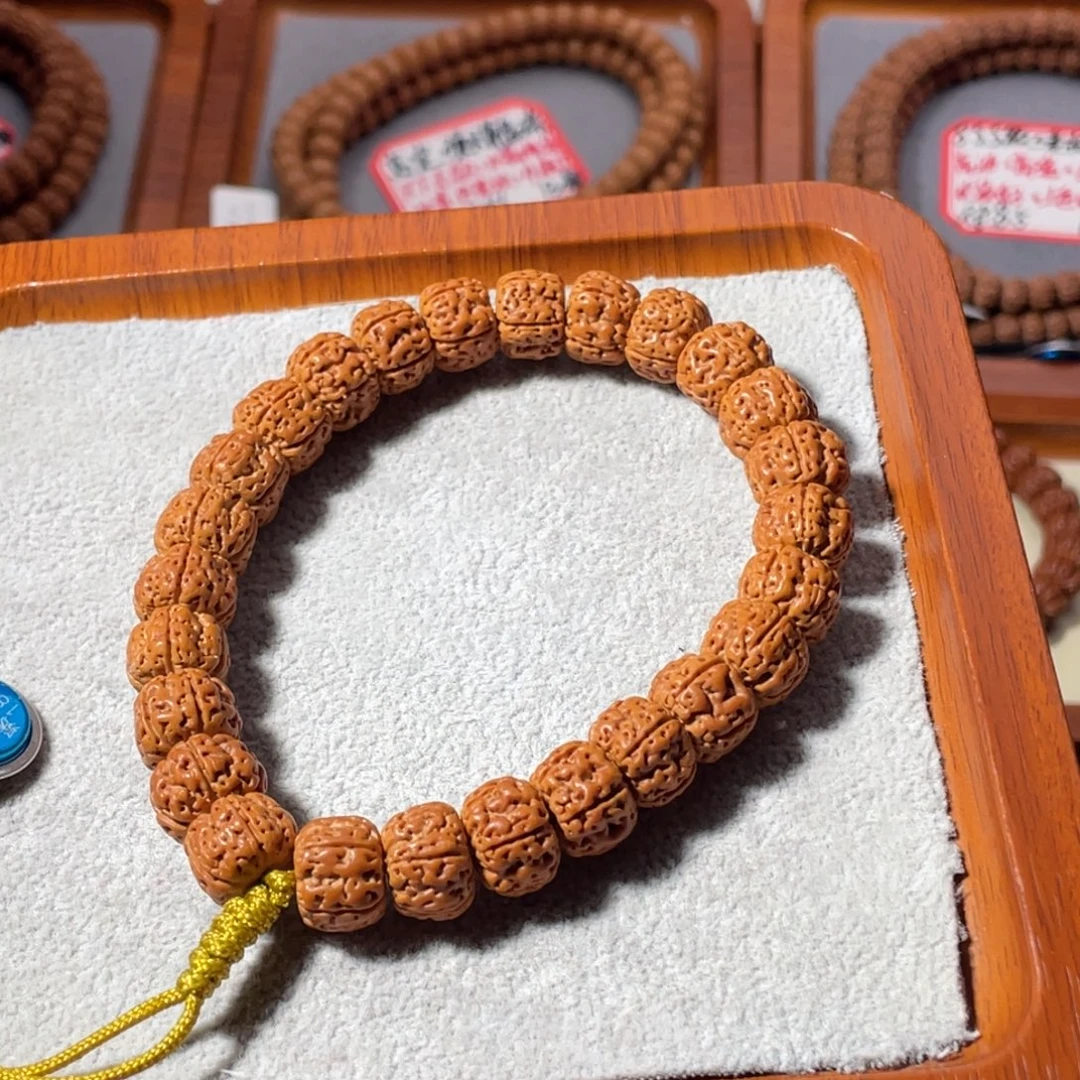 吊坠金刚菩提爆肉梅花12