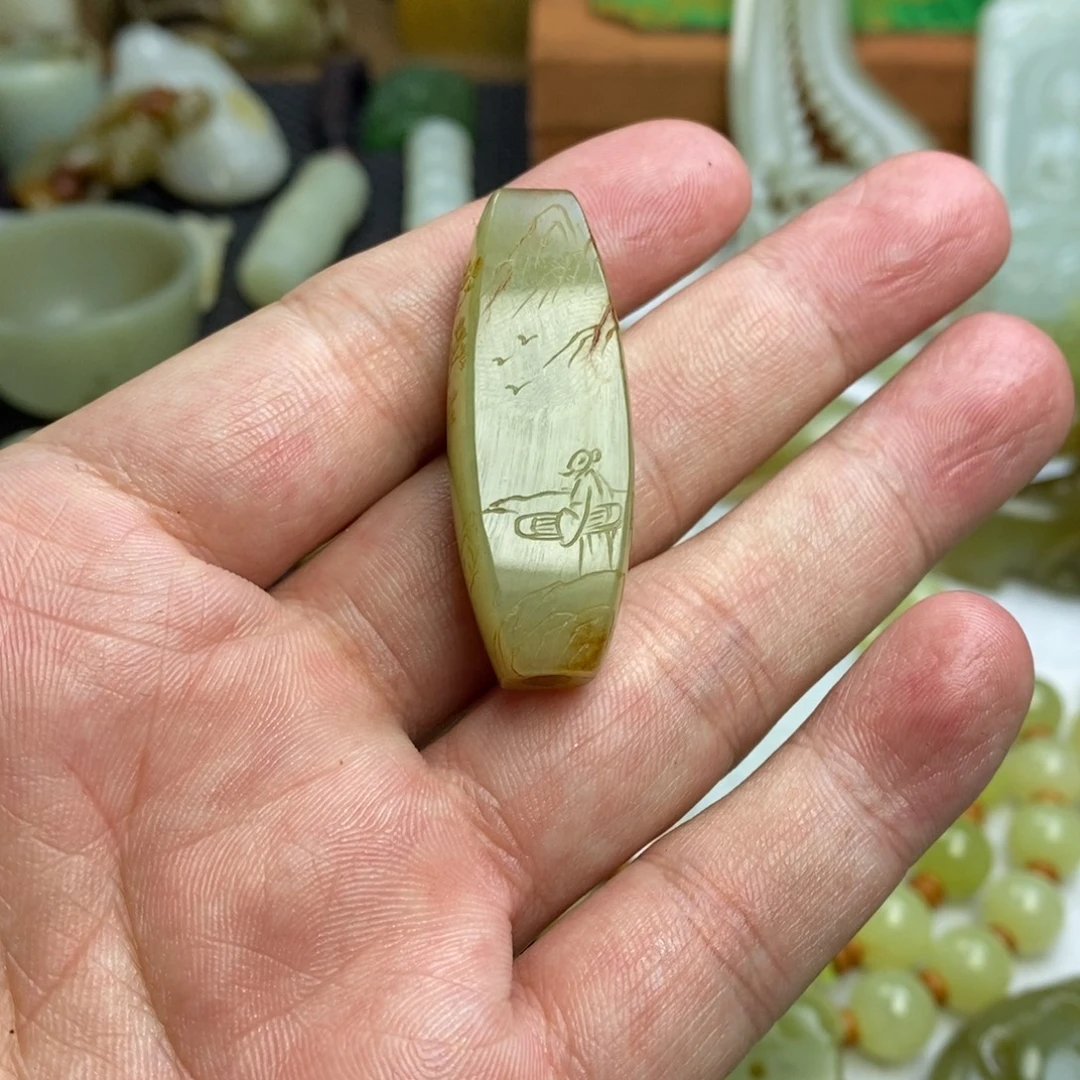 和田玉未镶嵌挂件