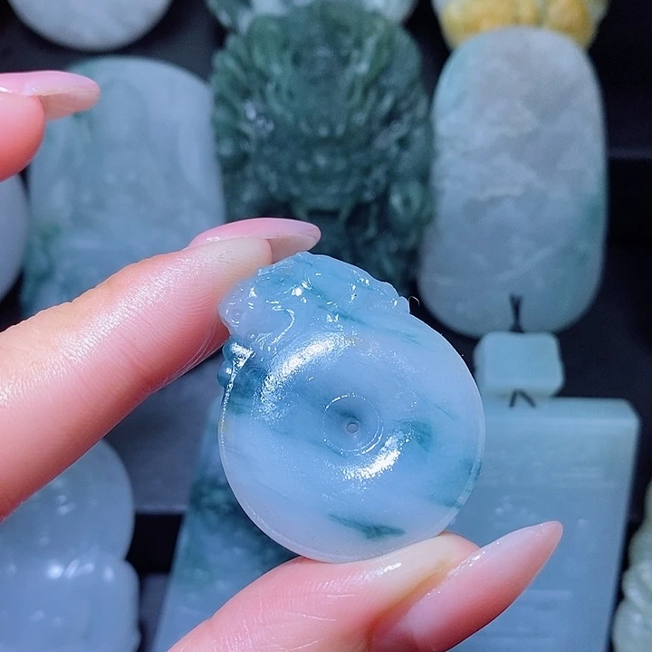 定制翡翠未镶嵌翡翠