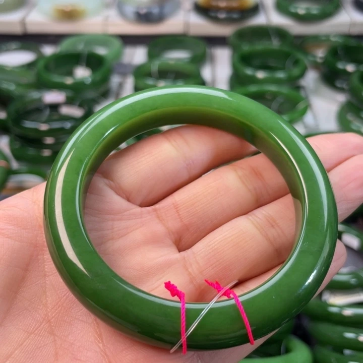 和田玉（碧玉）手镯未镶嵌