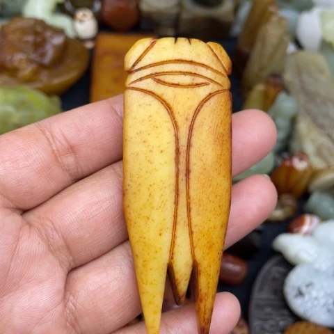 和田玉未镶嵌颈饰12