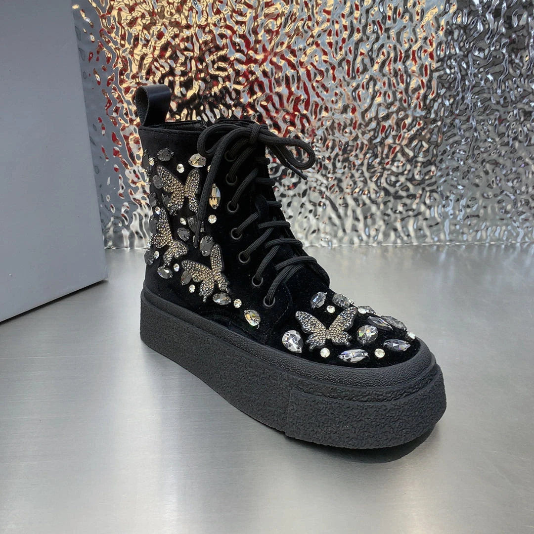 大金波哥大码女鞋40-43码08-103公分蝴蝶彩钻绒面中筒纳帕马丁靴