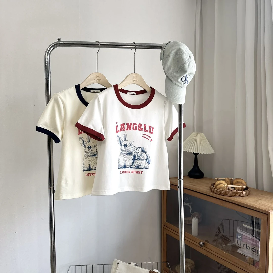 0216【夏季新款】两只线条卡通兔兔拼色韩版休闲圆领短袖（S8011）