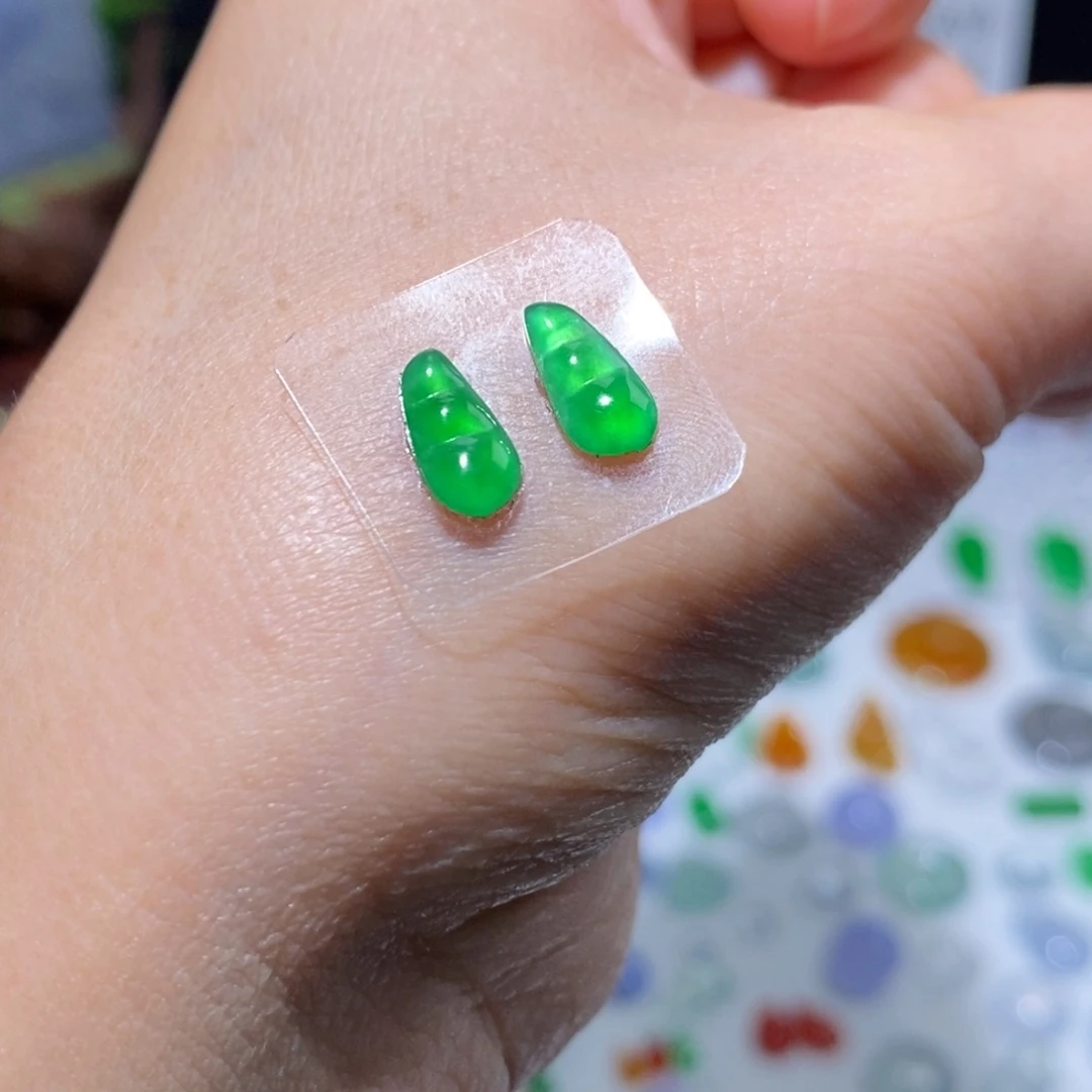 定制翡翠未镶嵌翡翠