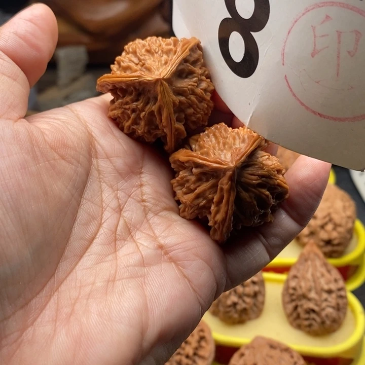 把件文玩核桃38盘山三棱