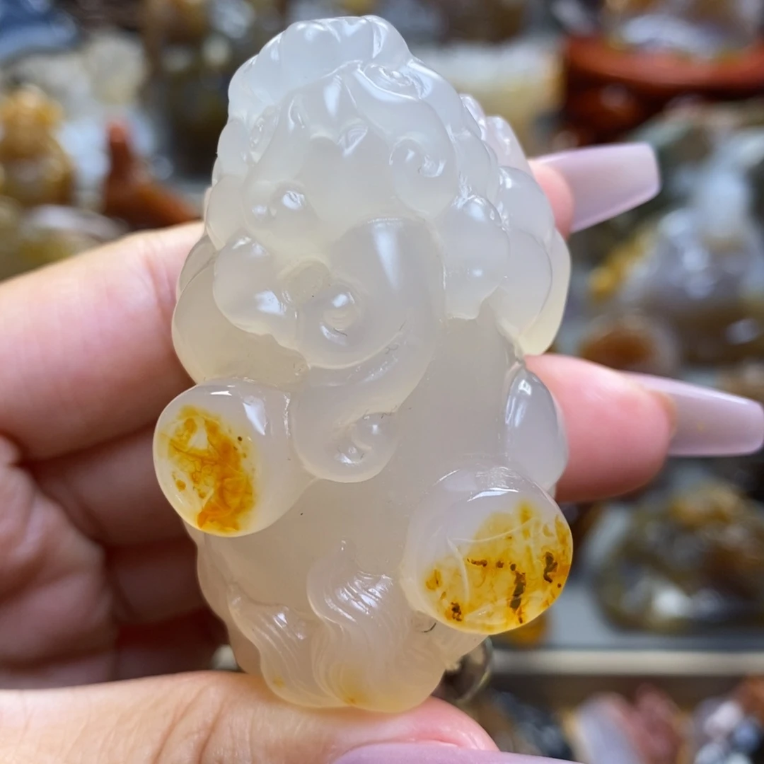 玛瑙/玉髓把件未镶嵌