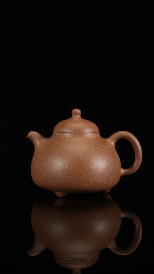三足乳鼎紫砂壶黄降坡制作