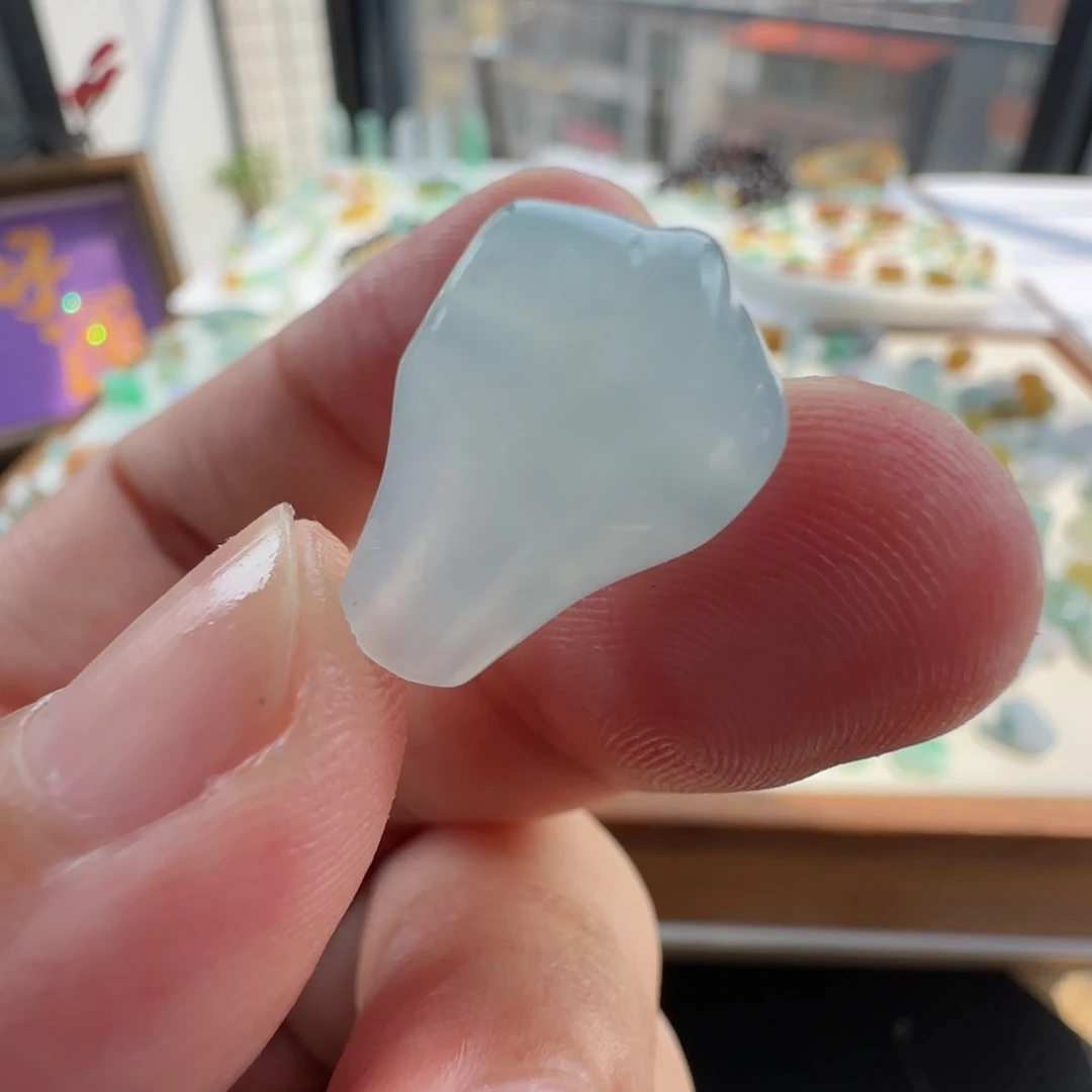 未镶嵌定制翡翠定制翡翠毛货不退不换