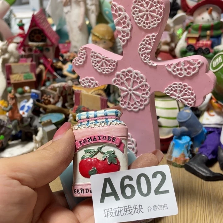 拾***贴摆件孤品老货微瑕瓷