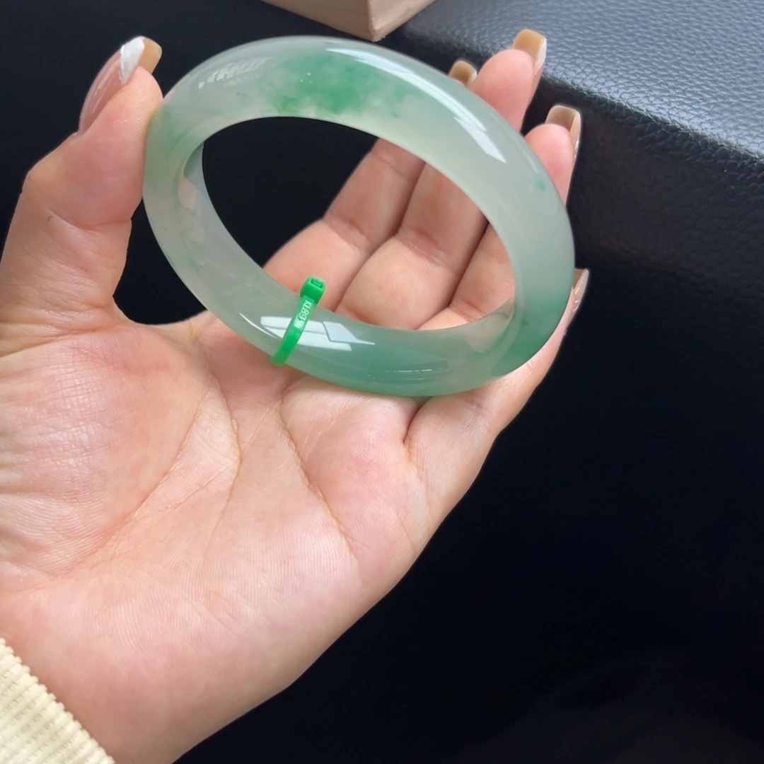 未镶嵌手镯石英质玉非洲翠5960