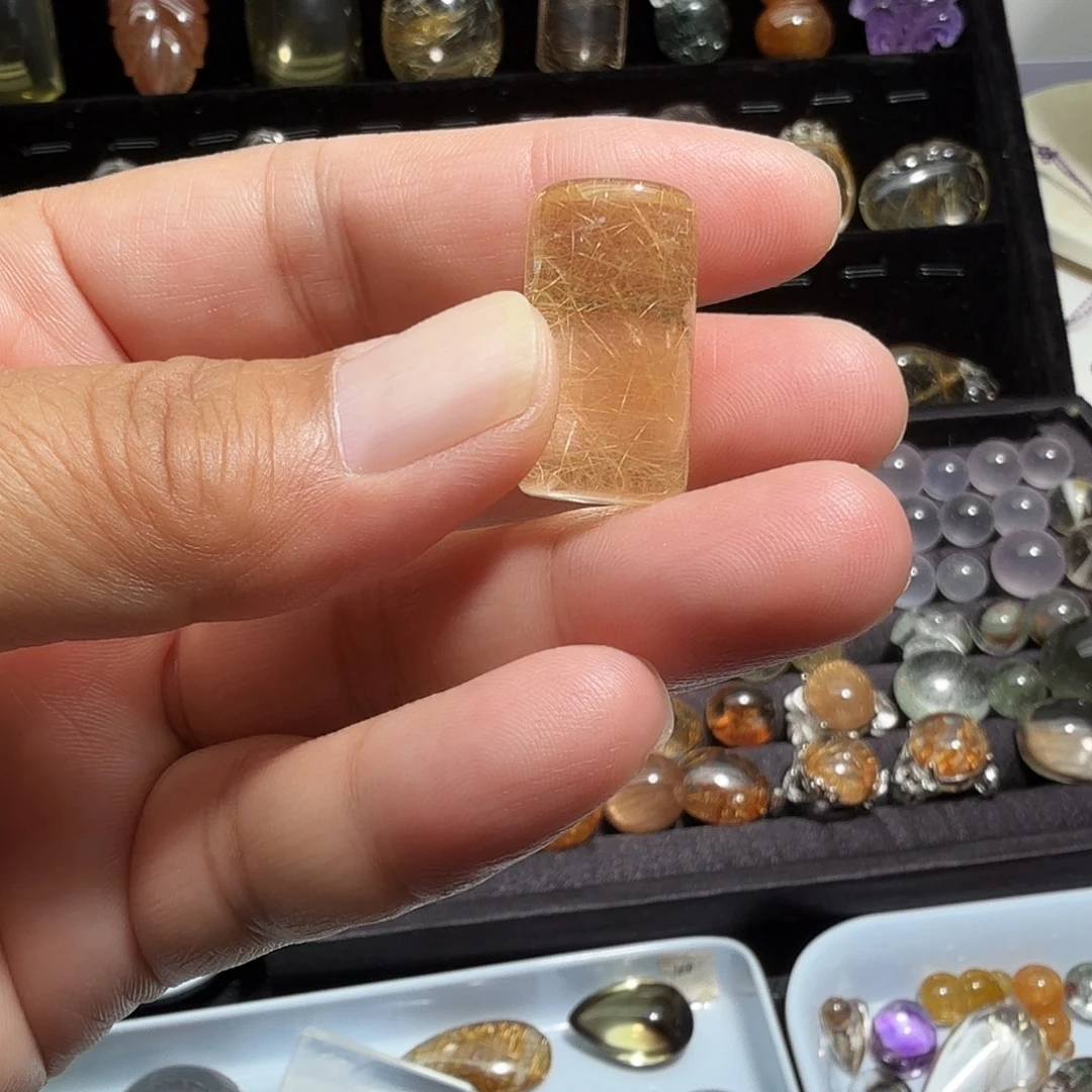 卡***粒颈饰未镶嵌水晶水晶