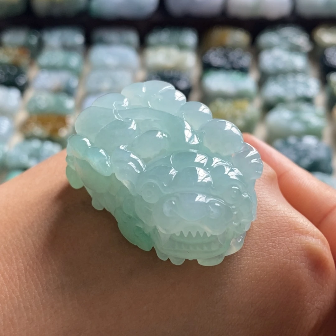 翡翠未镶嵌颈饰天然翡翠貔貅吊坠