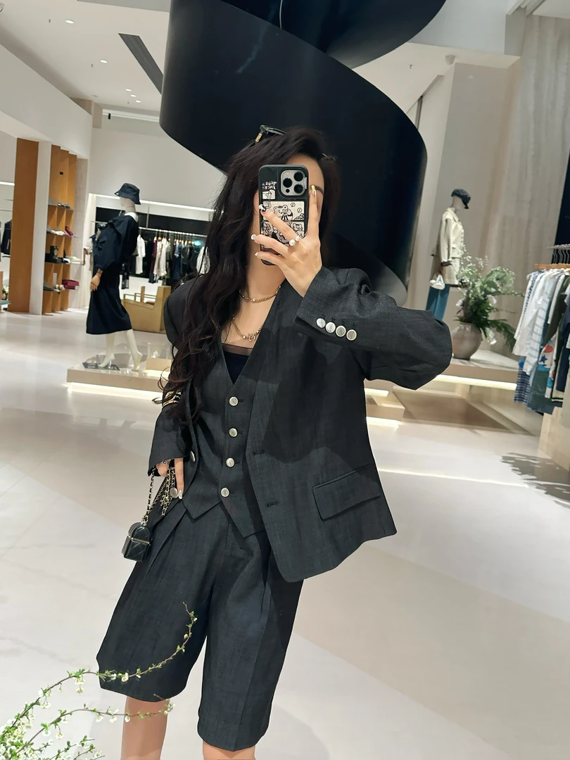 AVVENN 设计师品牌 小众新款 直腿垂顺西裤中裤