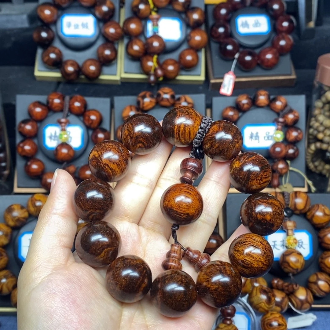 缅甸花梨2.0芝麻瘤疤花