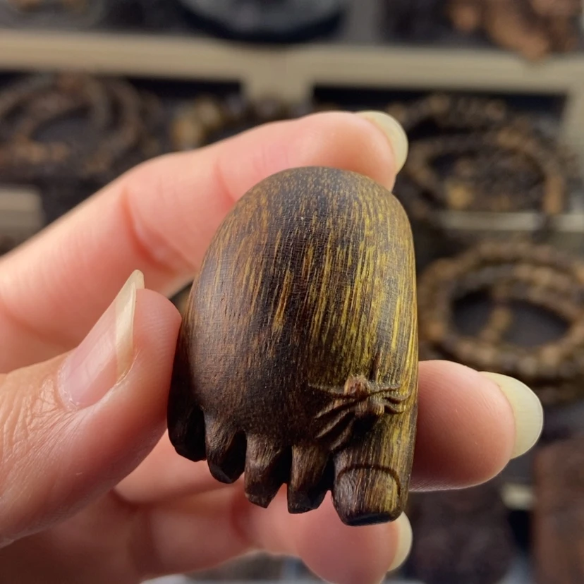 【闪购商品】沉香木吊坠1*2越南芽庄白棋