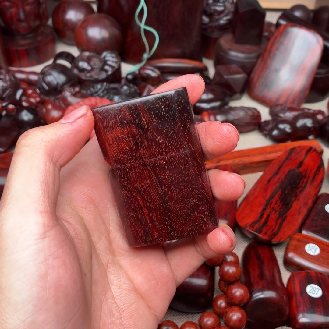 峯***檀香紫檀（小叶紫檀）