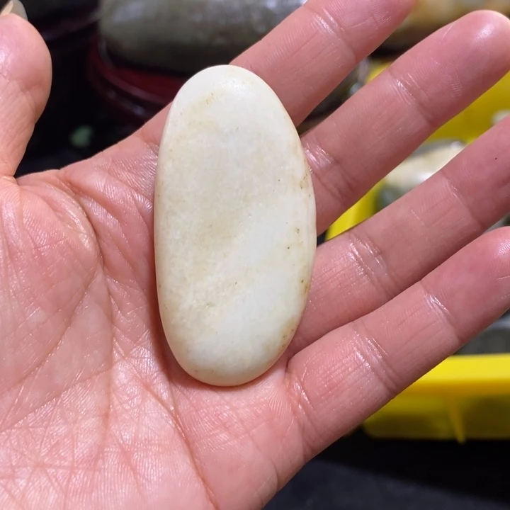 和田玉（糖玉）未镶嵌挂件