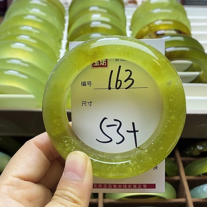 未镶嵌蛇纹石玉手链