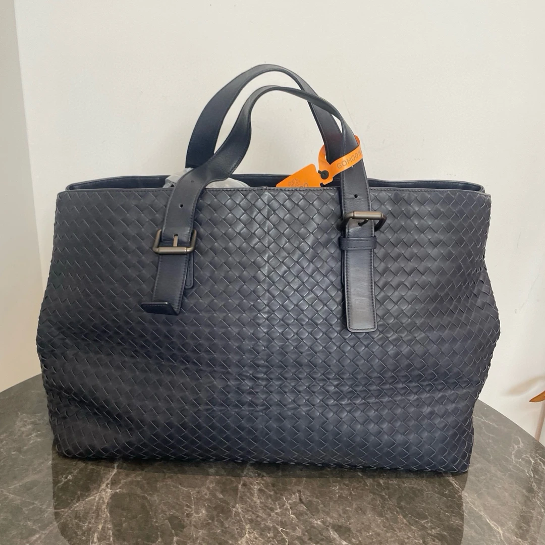 95新 BOTTEGA VENETA/葆蝶家 8688 BV 深蓝色编织斜挎包