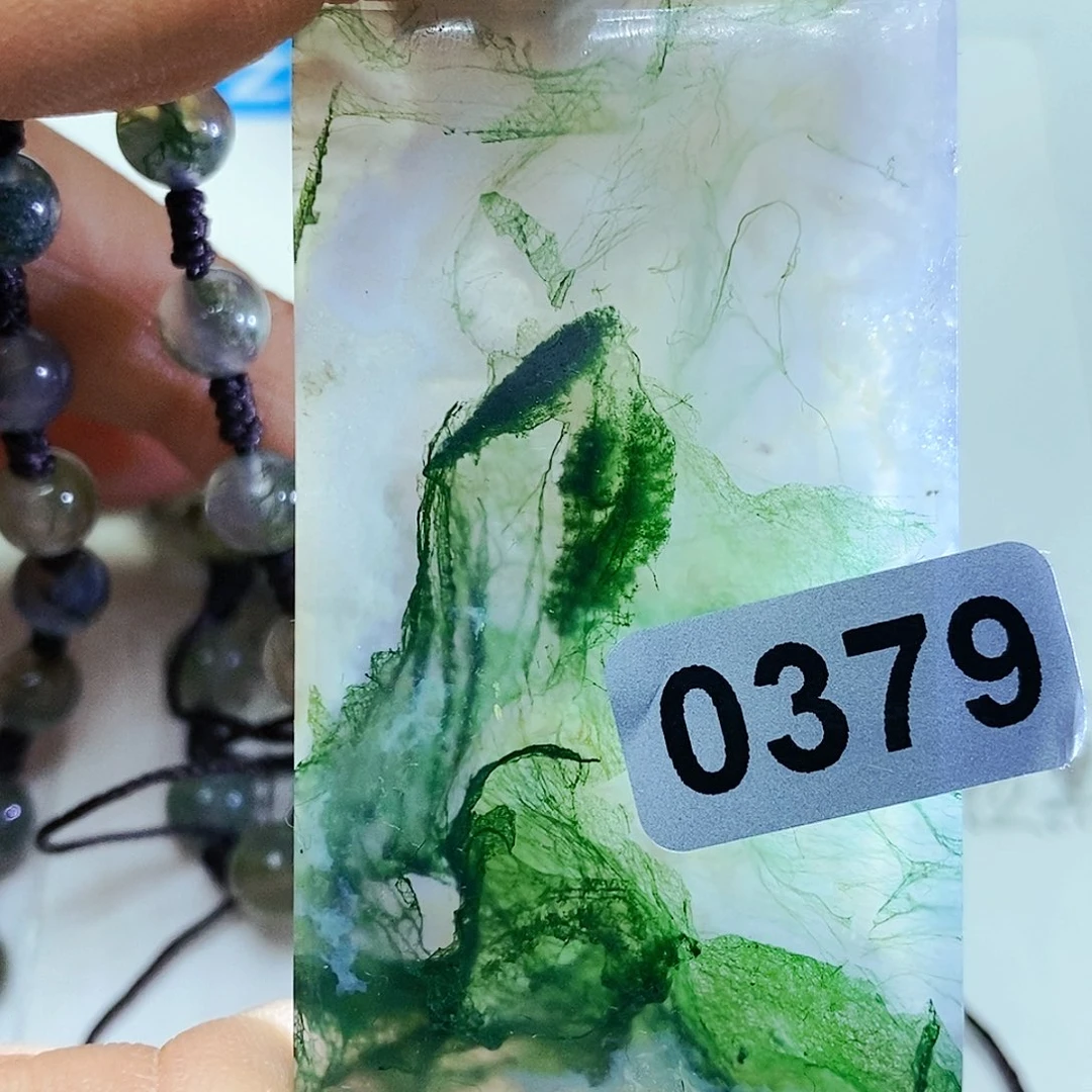 未镶嵌颈饰玛瑙/玉髓正**存